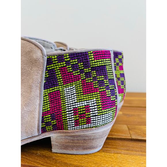 Sam Edelman Beige Suede Leather Embroidered Ankle Boots Southwestern Aztec - Picture 1 of 8